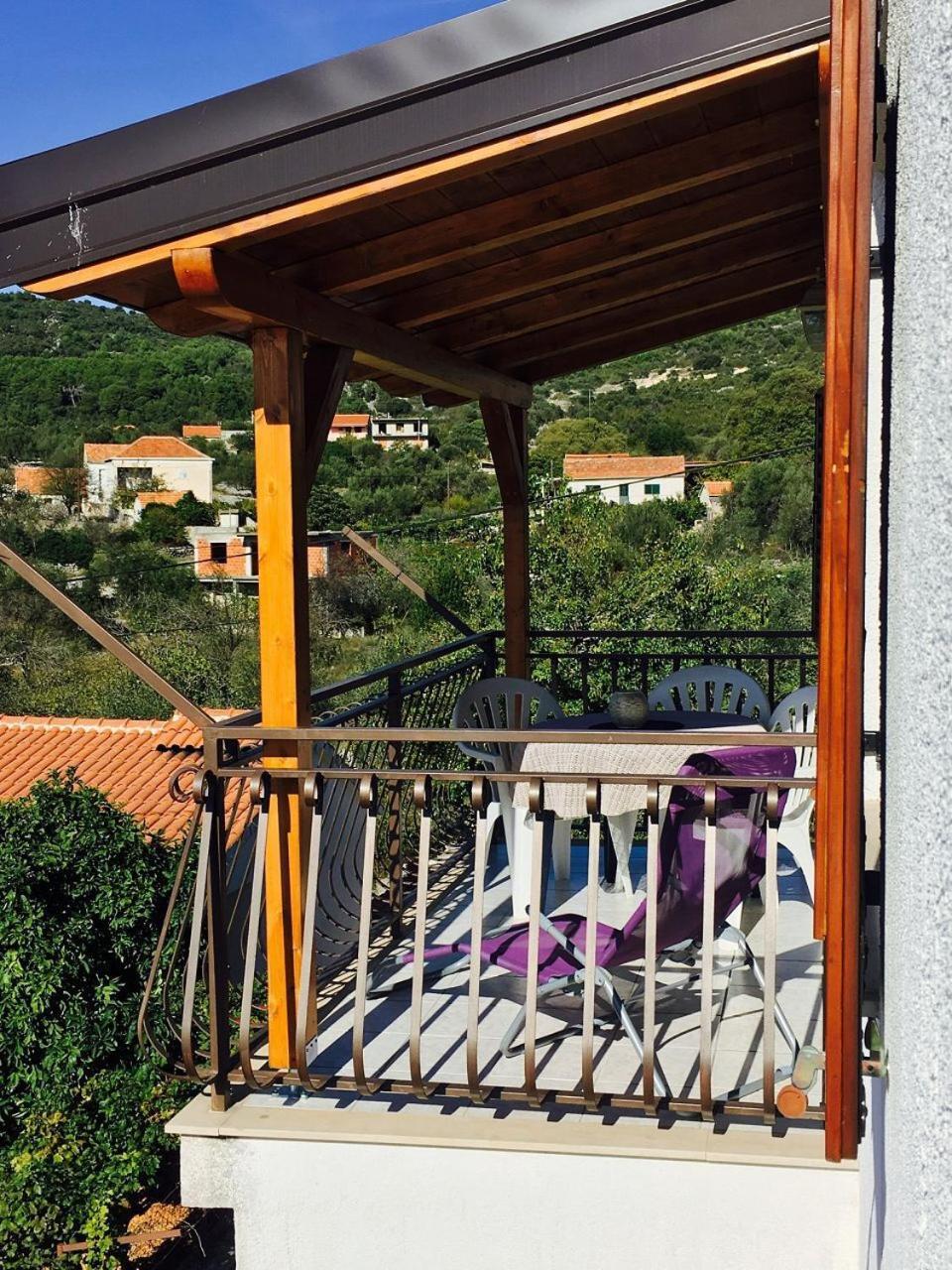 Apartment Ivo Vinišće Exterior foto